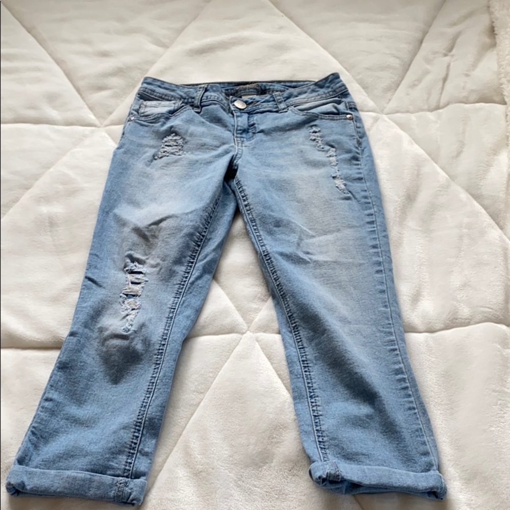 Justice crop jeans light wash!